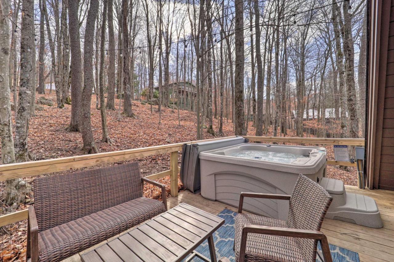 A-Frame Cabin With Hot Tub 1 Mi To Beech Mountain! Zewnętrze zdjęcie