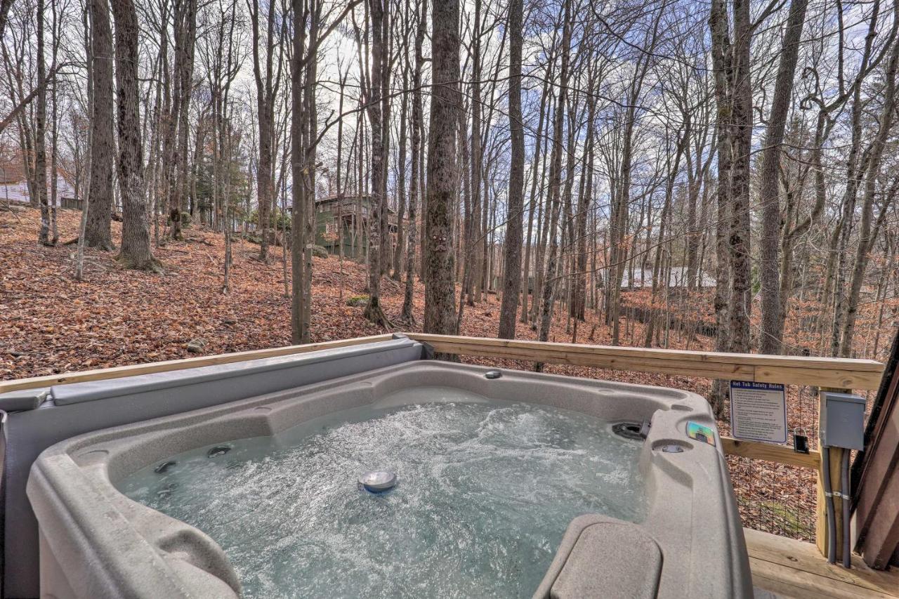 A-Frame Cabin With Hot Tub 1 Mi To Beech Mountain! Zewnętrze zdjęcie