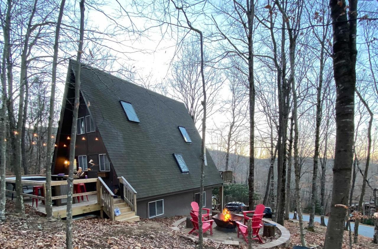 A-Frame Cabin With Hot Tub 1 Mi To Beech Mountain! Zewnętrze zdjęcie